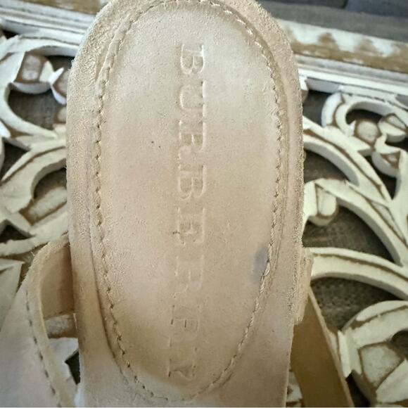 Burberry Cream Suede Leather Ankle Wrap Wedge Sandals Shoes Women’s 37 US 7 - Picture 3 of 16